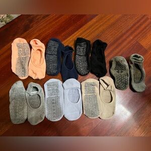 Pilates Grippy Socks - 7 Pairs